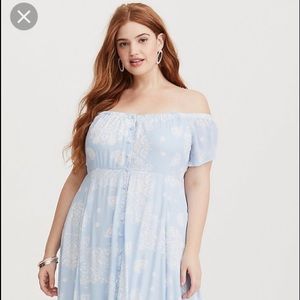 Gorgeous Torrid Light Blue Floral Off the Shoulder